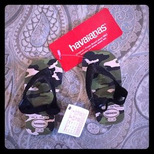 Havaianas Camo Infant flip flops size 4c
